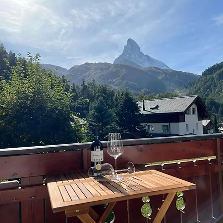 Haus Vira Апартаменти