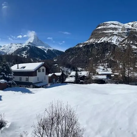 Апартаменти Haus Vira