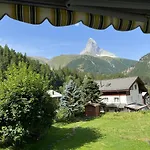Lägenhet Haus Vira *