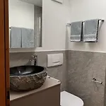 Haus Vira Lägenhet *